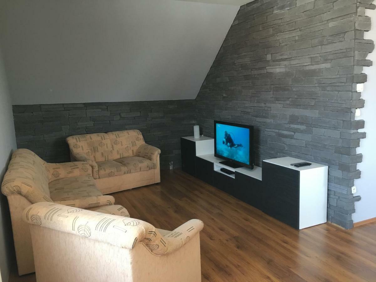 Apartment Spacious In Town Centre *